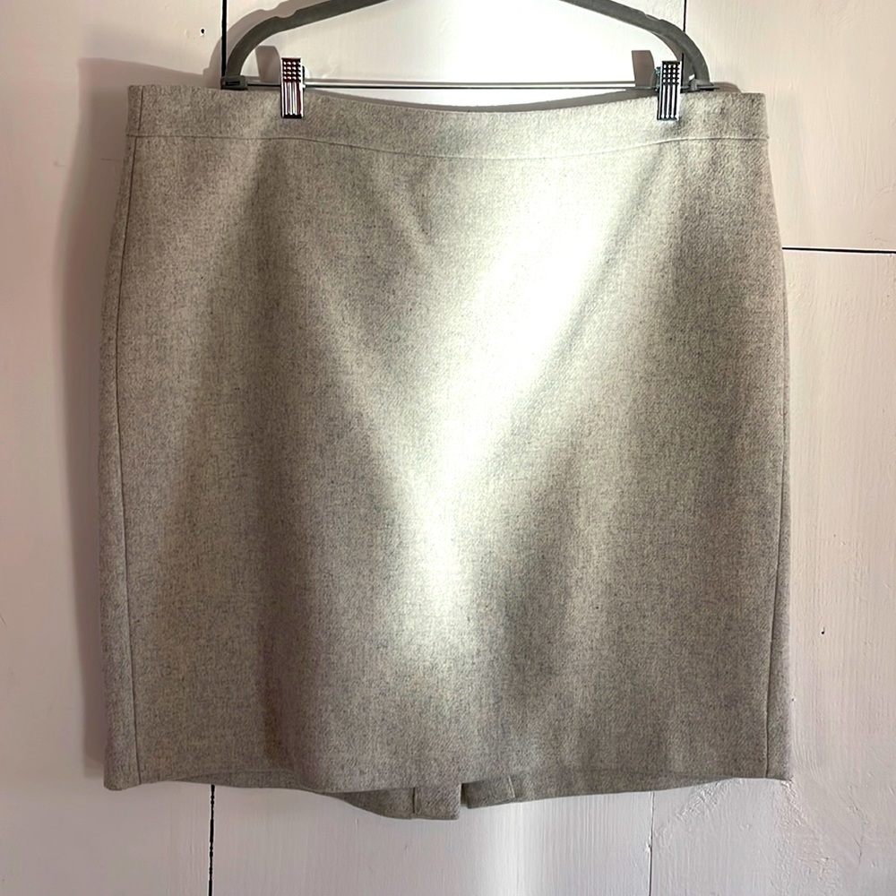 Beautiful Wool Skirt 🐑